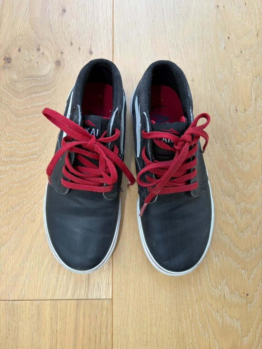 LAKAI Skate Shoes - Size: Youth 4 - EUC